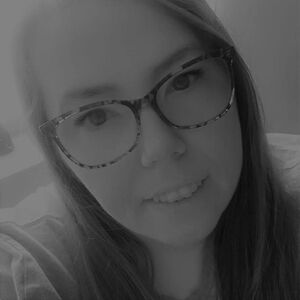 Meet your Posher, Traci